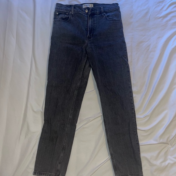 Abercrombie Curve Love Mom Jeans - Picture 3 of 3